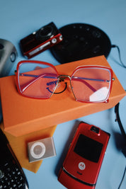 Aurora Glasses in Red