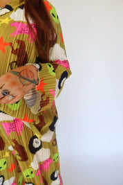 **PRE-ORDER: ships by 8/29** We Come in Peace Plissé Set **RESTOCKED**